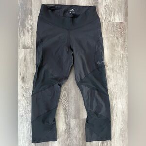 Nike Black Athletic Legging capris